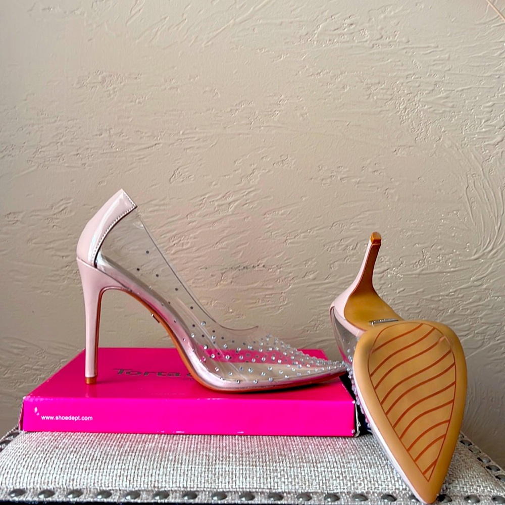 Brand new Cinderella heels